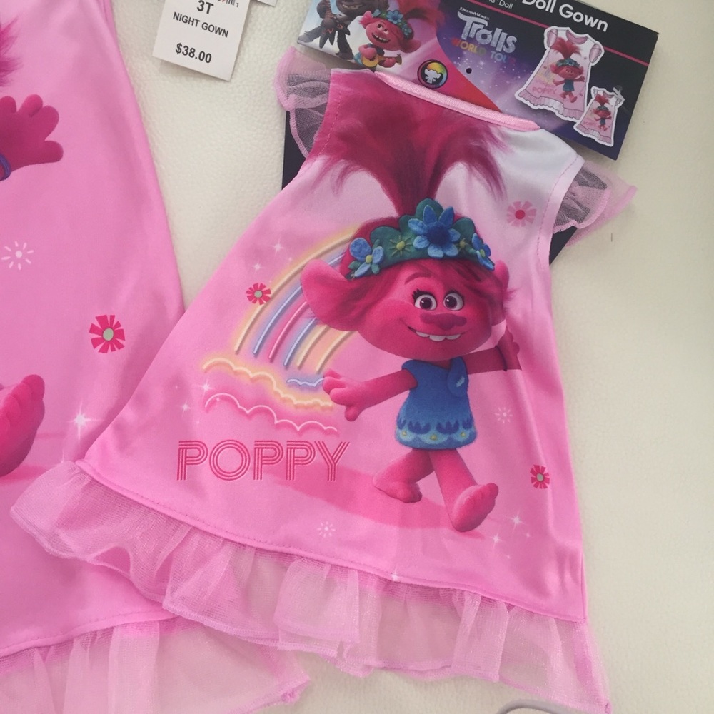 Dreamworks Trolls Nightgown Dress and doll Set - Picture 7 of 8